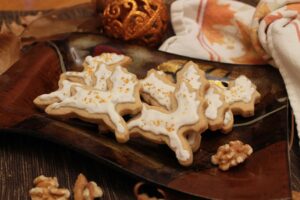 maple walnut shortbread cookies on a brown plate