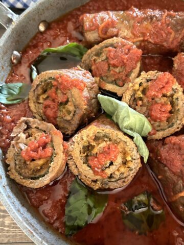 Beef Involtini in a Sauce pan