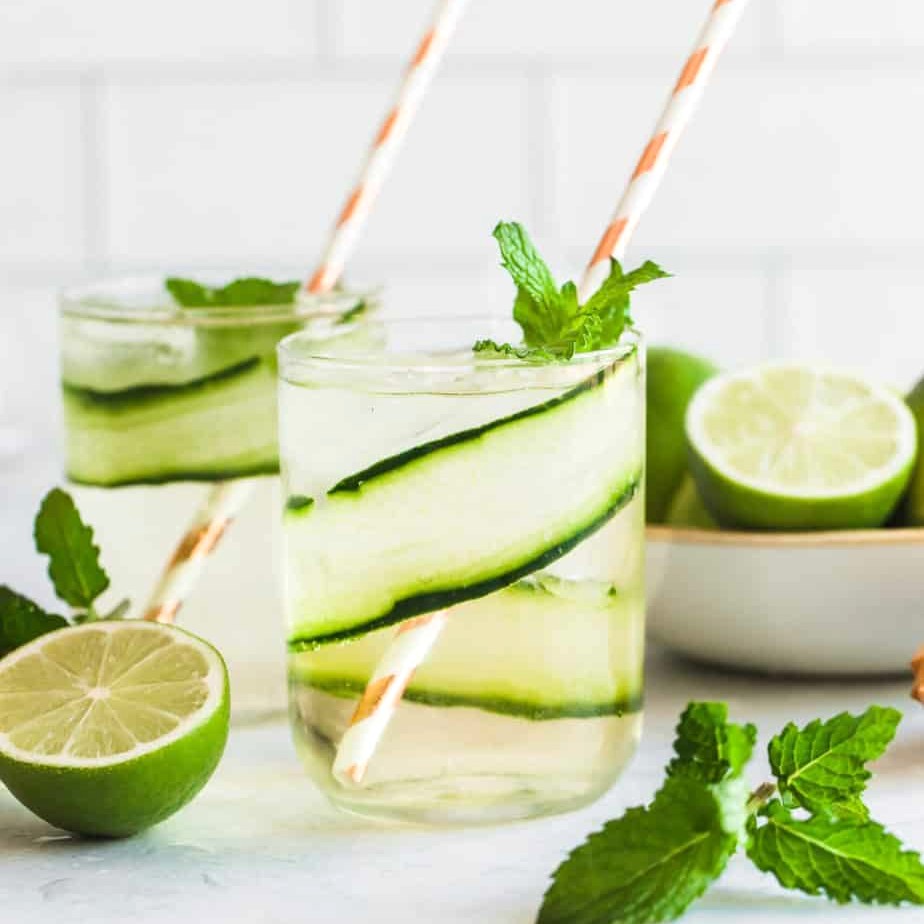 Cucumber gin Mojito
